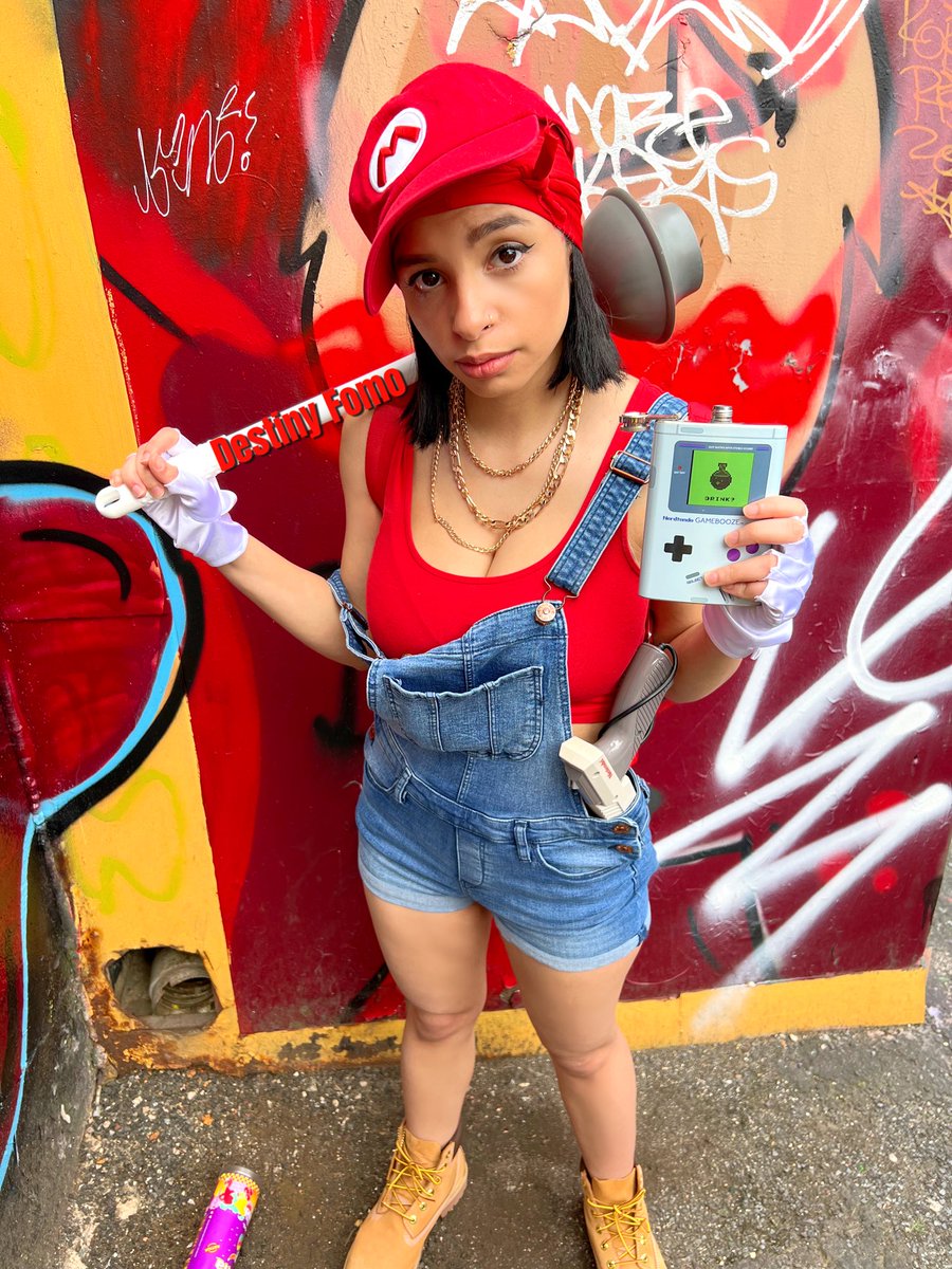 DestinyFomo's tweet photo. Aye yo, itβs me Mario! #destinyfomo https://t.co/nWlehAyRLh