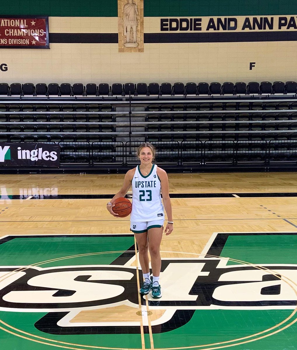 izzygeraci's tweet photo. New city, new number, new school, same game. Let’s get ittttt! ⚔️ https://t.co/F4vLablqNk