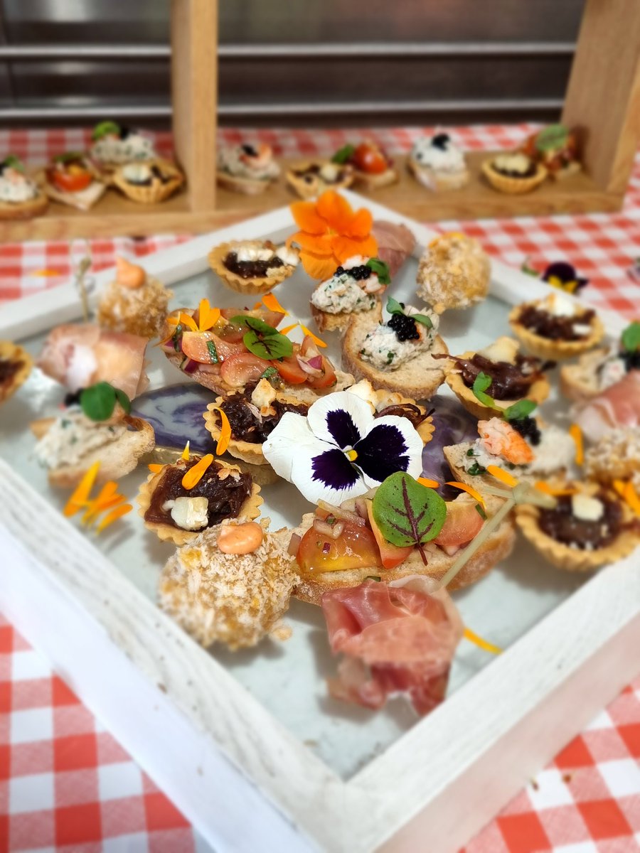 Canapés year 12 graduation @Thomas_Franks_ <a href="/DSL_London/">Deutsche Schule London</a>