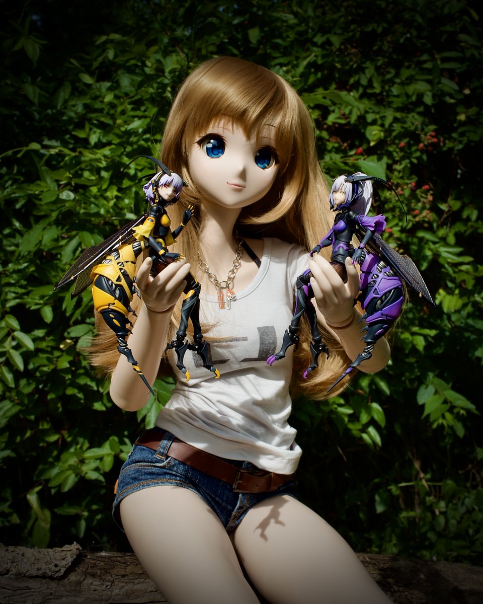 DresselMalachi's tweet photo. "Hi there! Don't swat at us please, okay? You won't like us when we're angry!"
#smartdoll #smartdollplus #bee03w #bee04r https://t.co/eEpkpPrB4I