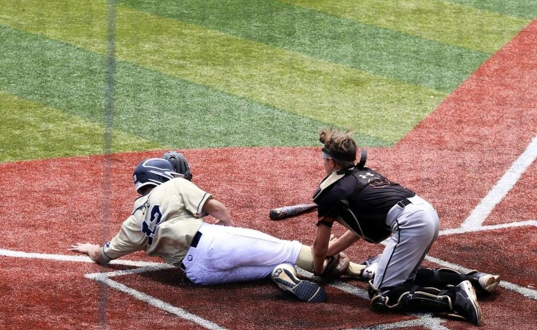 TylerStanionis's tweet photo. Love Catching ⚾ https://t.co/nCMA4eCigr