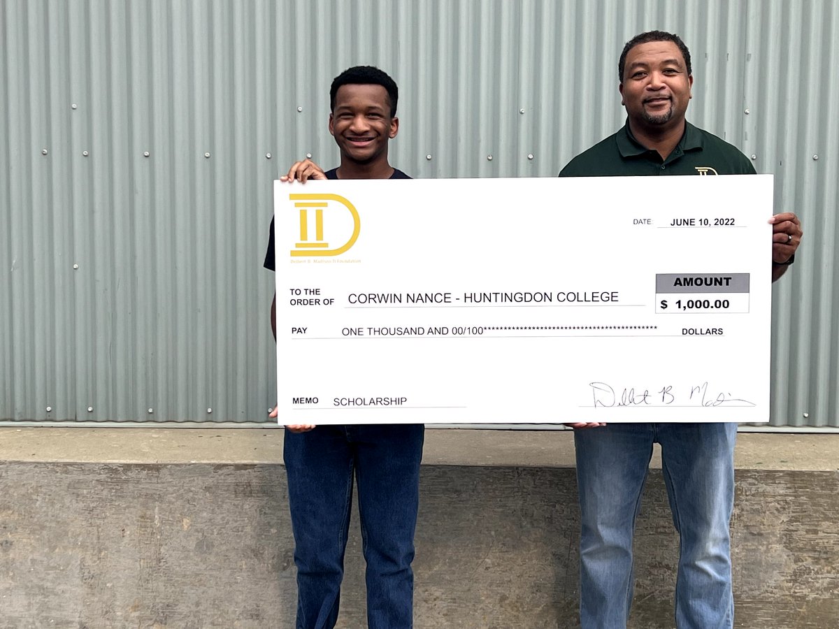 debbmadison's tweet image. Congratulations to the Inaugural recipients of the Delbert B. Madison II Scholarship. Each student received $1,000.00 to be used toward their college education👏🏾👏🏾
@DBM2Foundation