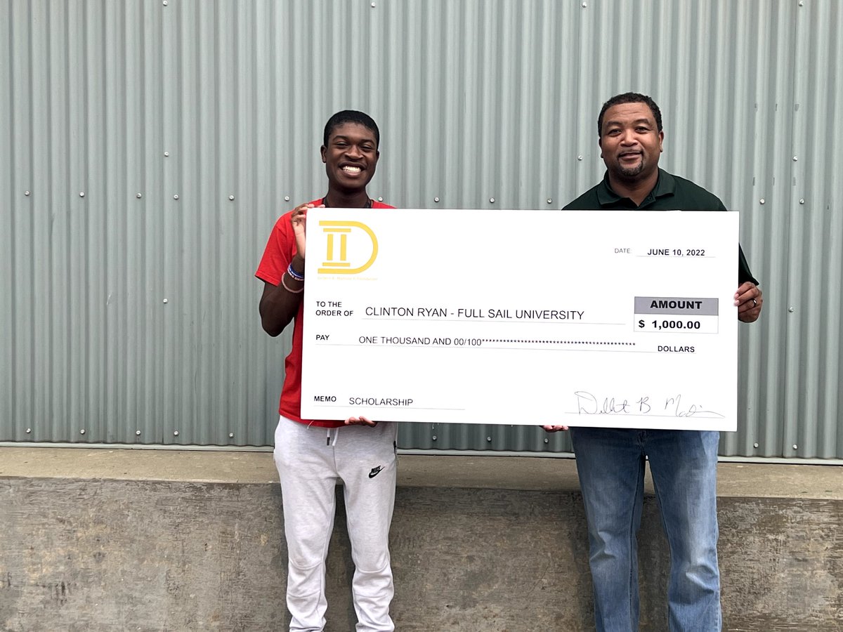 debbmadison's tweet image. Congratulations to the Inaugural recipients of the Delbert B. Madison II Scholarship. Each student received $1,000.00 to be used toward their college education👏🏾👏🏾
@DBM2Foundation