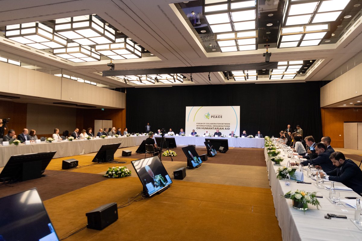 MhmdAlissa's tweet image. Pleased to speak yesterday at the opening of the Forum of Collaboration Between International Organizations on Humanitarian Aid in Geneva in the presence of so many humanitarian leaders. Their partnership with the MWL is critical in so many places around the world.