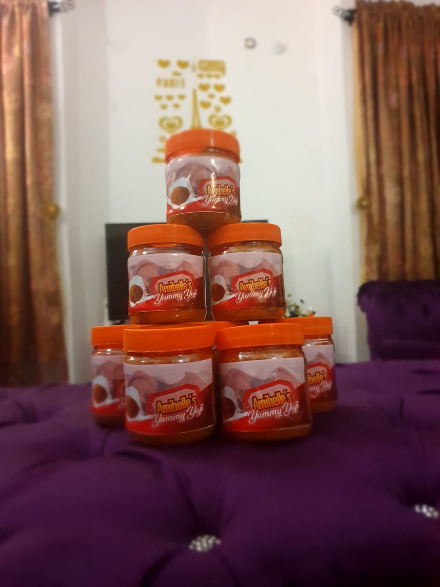 aminaicequeen's tweet photo. I sell the yummiest Yaji (Chilli powder 🌶). You can find me on IG:amibellesyummyyaji and call me on 09154733555. #SellYourMarket https://t.co/sXaUDXtJrm