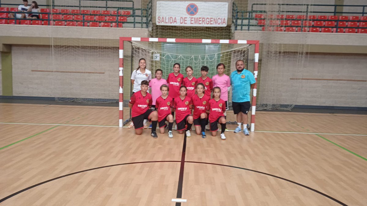 RFAF's tweet photo. 🥅Futsal Sala Femenino
🔢Resultados SEMIFINALES
⚽ Alevín Femenino
#UDPavia 6⃣
#FSFCastro 1⃣
#FSRipollet 5⃣
#FSFCésarAugusta 1⃣
👉FINAL
🗓12/6
#UDPavía🆚 #FSRipollet
⌚12.00h.
💟#FutsalRFAF #CampeonatoEspañaClubes https://t.co/zVc6mRf5Yx