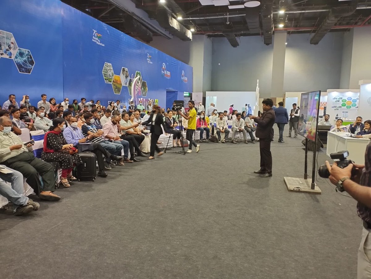 DrJagadisNIPGR's tweet photo. Congratulations to BIRAC for successful completion of 10 years. We are very glad that our startup Fruvetech got so many visitors and participated in pitching session. Thanks to DBT BIRAC @fitt_iitd @BIRAC_2012 @DBTIndia @rajesh_gokhale @NIPGRsocial https://t.co/GkcAL4fJZB