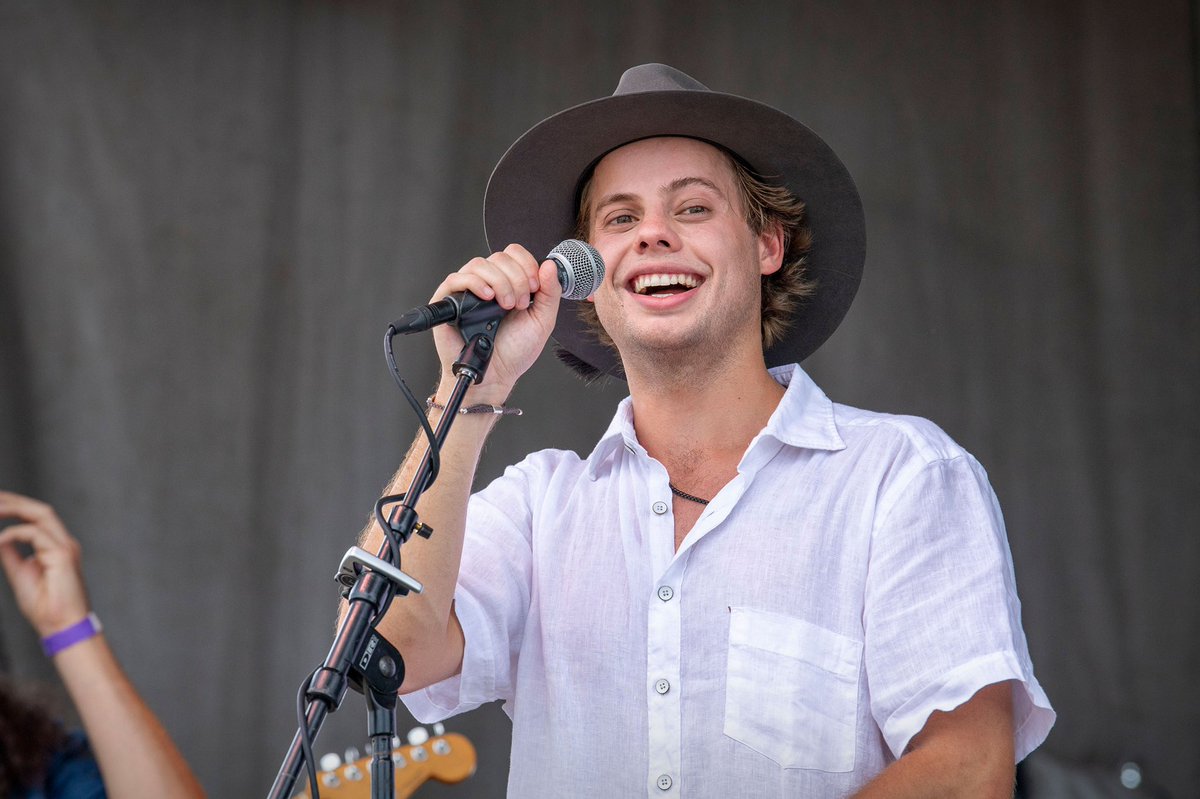 HWYtoHenryetta's tweet photo. Thanks @ValMooty for an incredible set on the Hen House Stage!🤠 https://t.co/OFRQzfKaVd