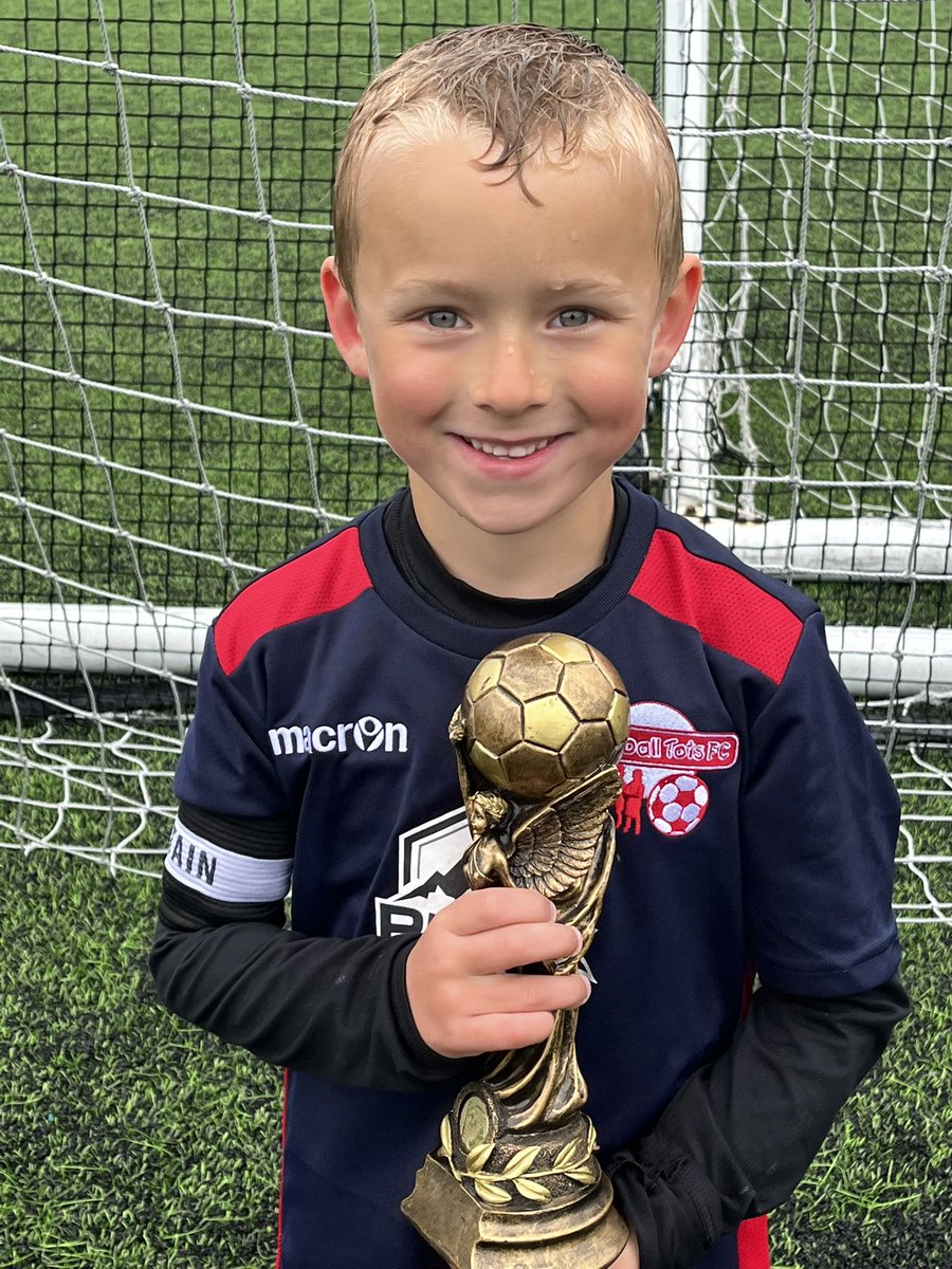 JPD1606's tweet photo. Looking forward to his tournament tomorrow before going to his first session with Everton on Monday after being picked up last week by their scout. Liv’s celebrating with cake https://t.co/YCPDhDENnC