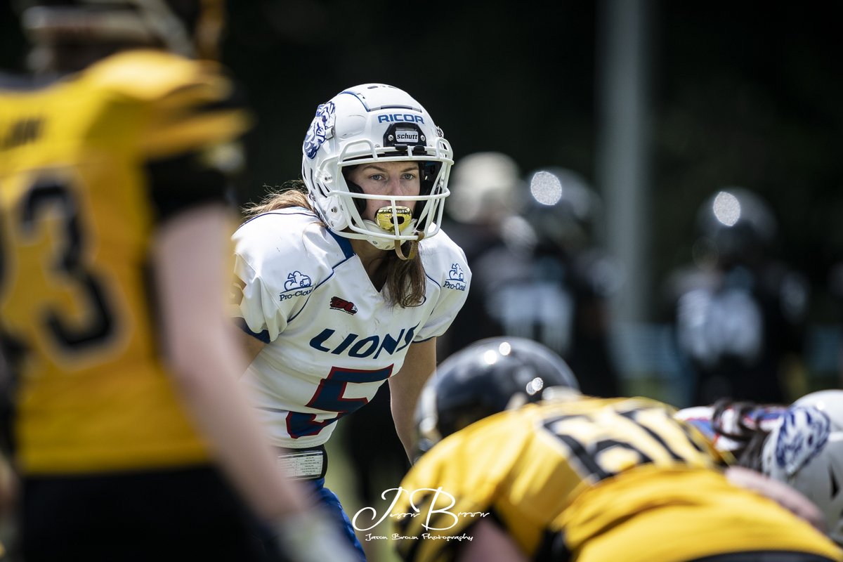 jbphotography0's tweet photo. Women's Tournament Day 3
#BiringhamLions #HertfordshireCheetahs #KentExiles #WembleyStallions #Girlsofgridiron #bafa #gridiron https://t.co/XsTR7Rlmws