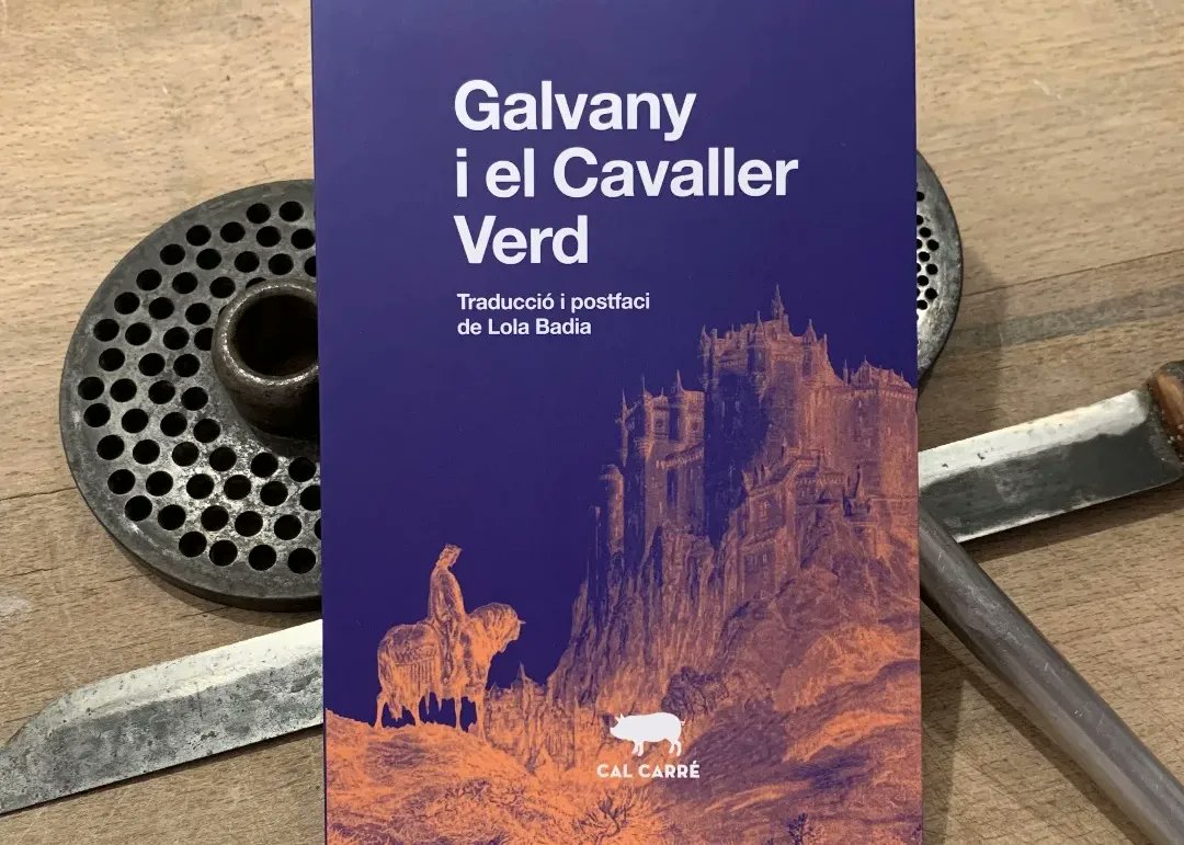CalCarre's tweet photo. 📚"Si hi ha algú en aquesta casa que trobi que és prou valent, que té la sang prou calenta i un esperit prou agosarat, que s'atreveixi a ventar cop contra cop amb fermesa, jo li regalaré aquesta magnífica destral de combat, aquesta arma tan feixuga, https://t.co/cSpS48VRD4