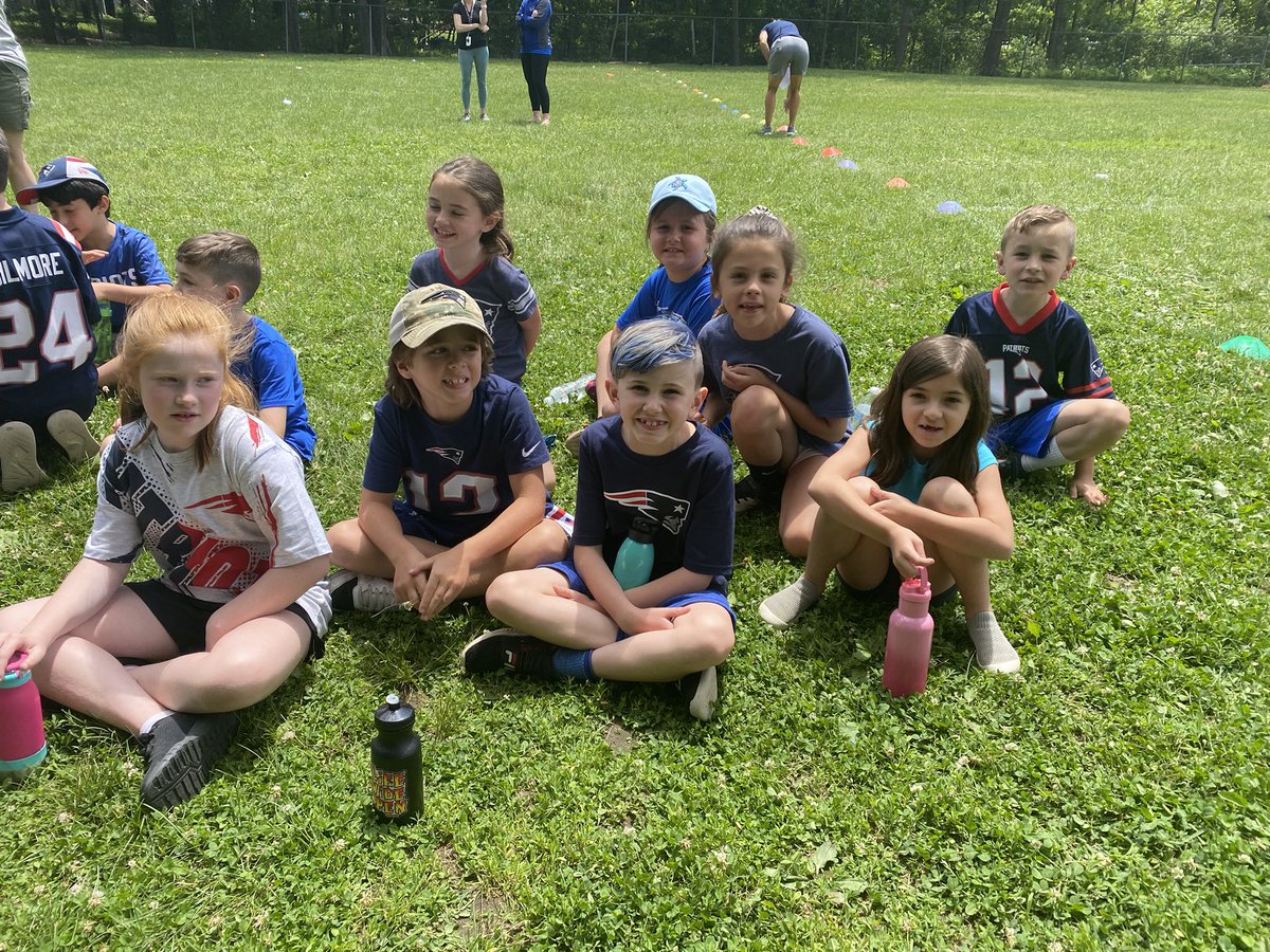 NSCarignan's tweet photo. Gearing up for the FUN RUN https://t.co/dBIQHj1TWE