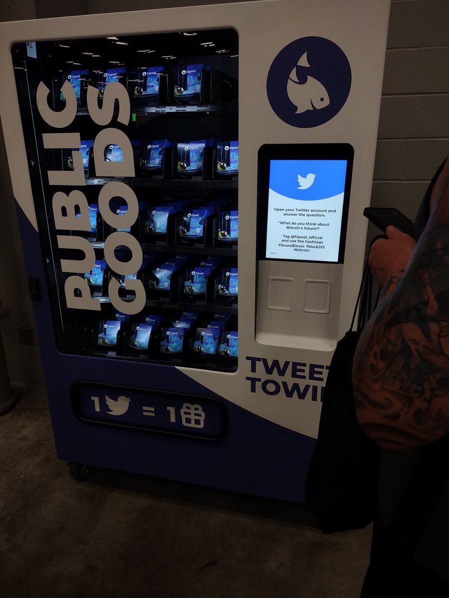 ciruai's tweet photo. Bitcoin is the only objective measure of value.
Now I will shill @f2pool for a small gift.
#SecureBitcoin #block756 #Bitcoin https://t.co/7jQLbeZ2AX