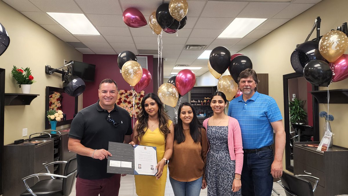 medeiros_martin's tweet photo. Happy to join @councillorjeff B in presenting a certificate to the owners of Styloria, located at 83 Clarence St. here in ward 3. Congratulations to Anita Khichi!
#Supportlocal #supportlocalbrampton #Brampton #Brampoli https://t.co/CT6CSQBWgr