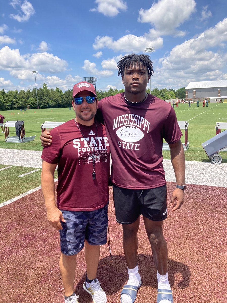 AjRice3's tweet photo. Had a great time at Mississippi State today…. Thanks for the invite @CoachMeleMSU @Coach_MBrock https://t.co/HS5imLdUOM