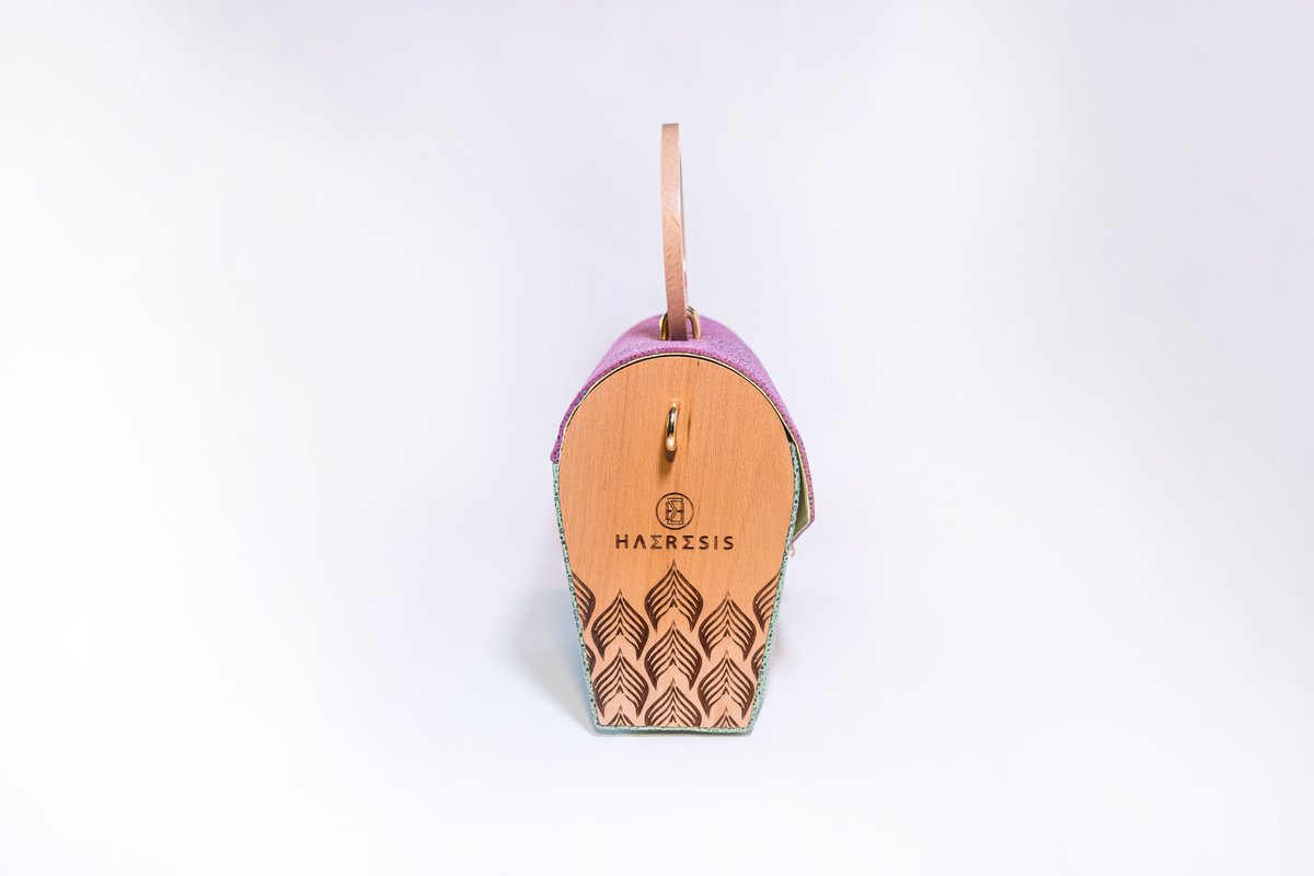 Haeresis_pt's tweet photo. We want to be your inspiration and motivation when you don't have one, enhancing your beauty, feeling powerful and most of all perfect.

Come and see the collection with the link:
https://t.co/qtK1oT5Y68 https://t.co/h9GtH656jP