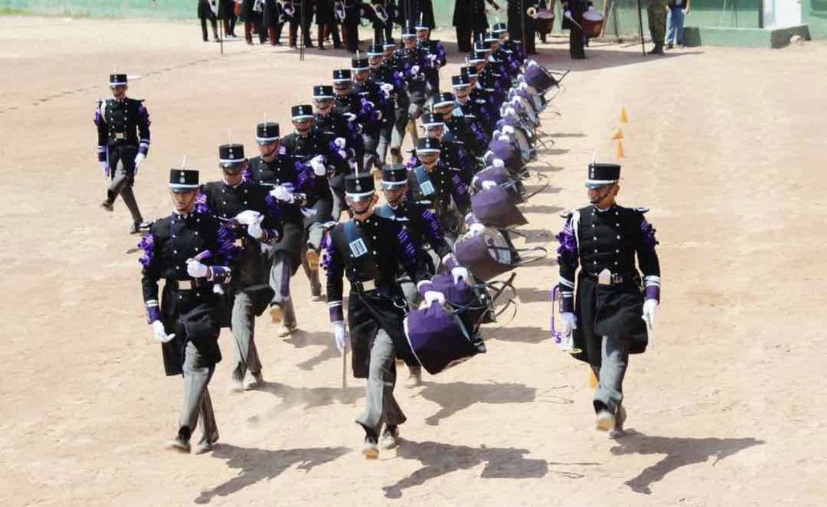 Consigue Banda de Guerra de la #UACH, su pase a la Gran Final en el Concurso Nacional Perla del Pacífico Mazatlán 2022.

 #IMDEM #Mazatlán #BandaDeGuerra #OrgulloDeSerUACH