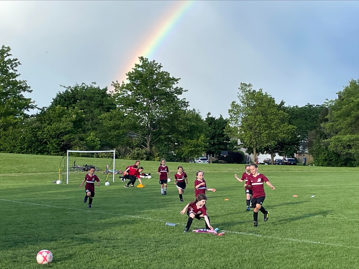 613dragons's tweet photo. The @613dragons are happy to support the @cheobbq through their grill at home initiative this year while we patiently wait for an outdoor under the rainbow cookout next season. Show us your grill! #cheobbq #cheo #grillskills #ottawa https://t.co/CHPLsJcyHp