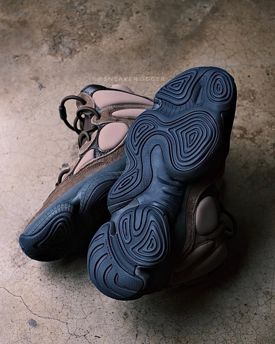 houseofheat's tweet photo. New YEEZY 500 Highs on the way 👀

MORE HERE: https://t.co/HlUjDmA3vP https://t.co/oFDahc2KFq