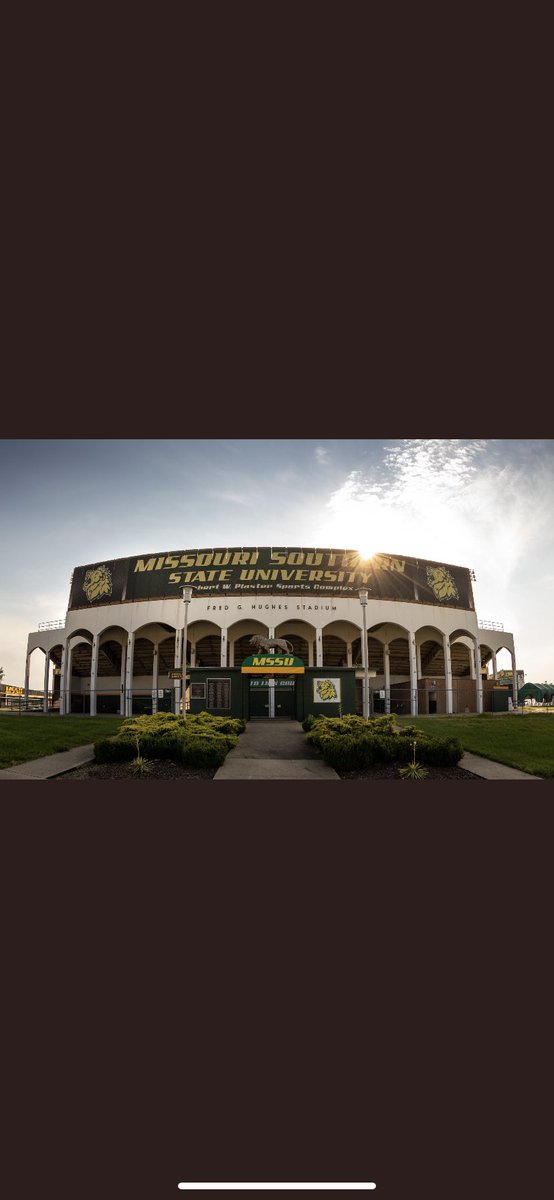 After a great talk with <a href="/CoachLeppke/">Mitch Leppke</a>, I am blessed to have received an offer from <a href="/MOSOFootball/">Missouri Southern Football</a>!
<a href="/tradke85/">Tom Radke</a>
