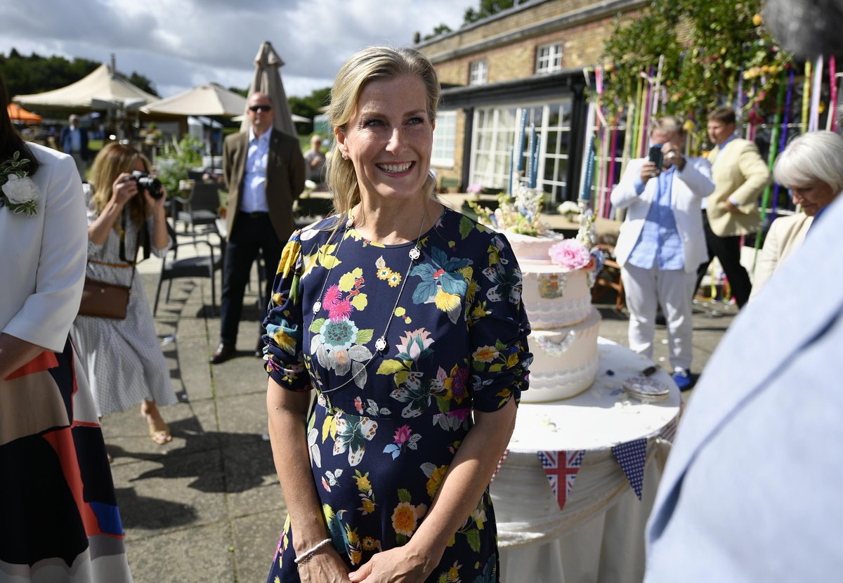 RoyalFamily's tweet photo. 💐The Countess of Wessex attended the Royal Windsor Flower Show in Windsor Great Park this afternoon. 

The Queen is Patron of The @RoyalWindsorRHS, which was established in 1892. 

This year is the Flower Show’s 115th year! https://t.co/9vJx1qA8WM