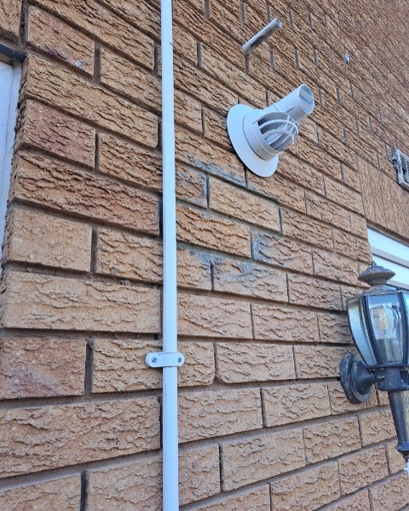 dedman1981's tweet image. New boiler fitted this week. Old flue made good properly and another satisfied customer #ALDPlumbingandHeating