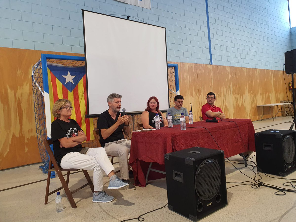 Avui acte a Dosrius, amb el documental De Matinada, de <a href="/Detingudes23S/">Detingudes23S</a> i amb <a href="/eyndePenal/">Van den Eynde - Dret Penal</a> 

Moltes gràcies a tots!