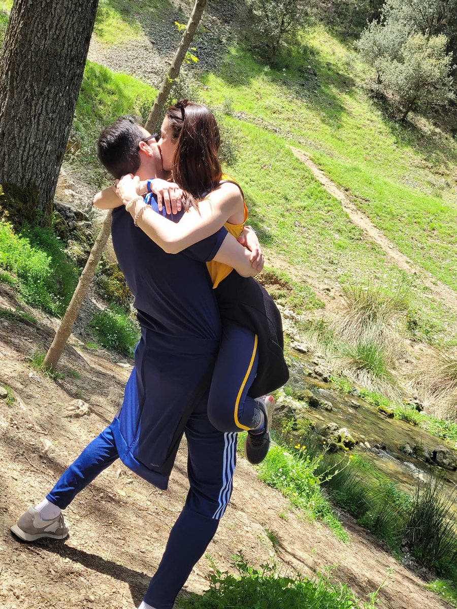 loles1990's tweet photo. Todo esfuerzo tiene su recompensa y el tuyo es de otro mundo 🌏, el mío también por aguantarte 🤪 ¡Enhorabuena @victorjvarela te quiero ❤️ https://t.co/7sF8IJfJch
