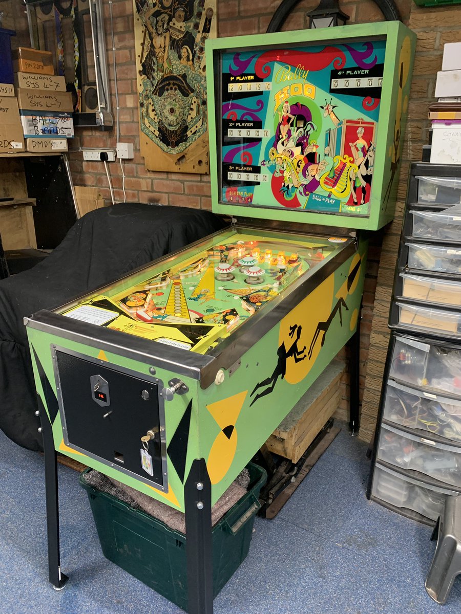 Just finished this 1969 Bally Hoo, the table was originally operated in France. The operator added extra score reels to increase all the scores by x10 so every visible score on the playfield needed an extra ‘0’, fun but pointless! This one is ready for the Swavesey Pinball Show.