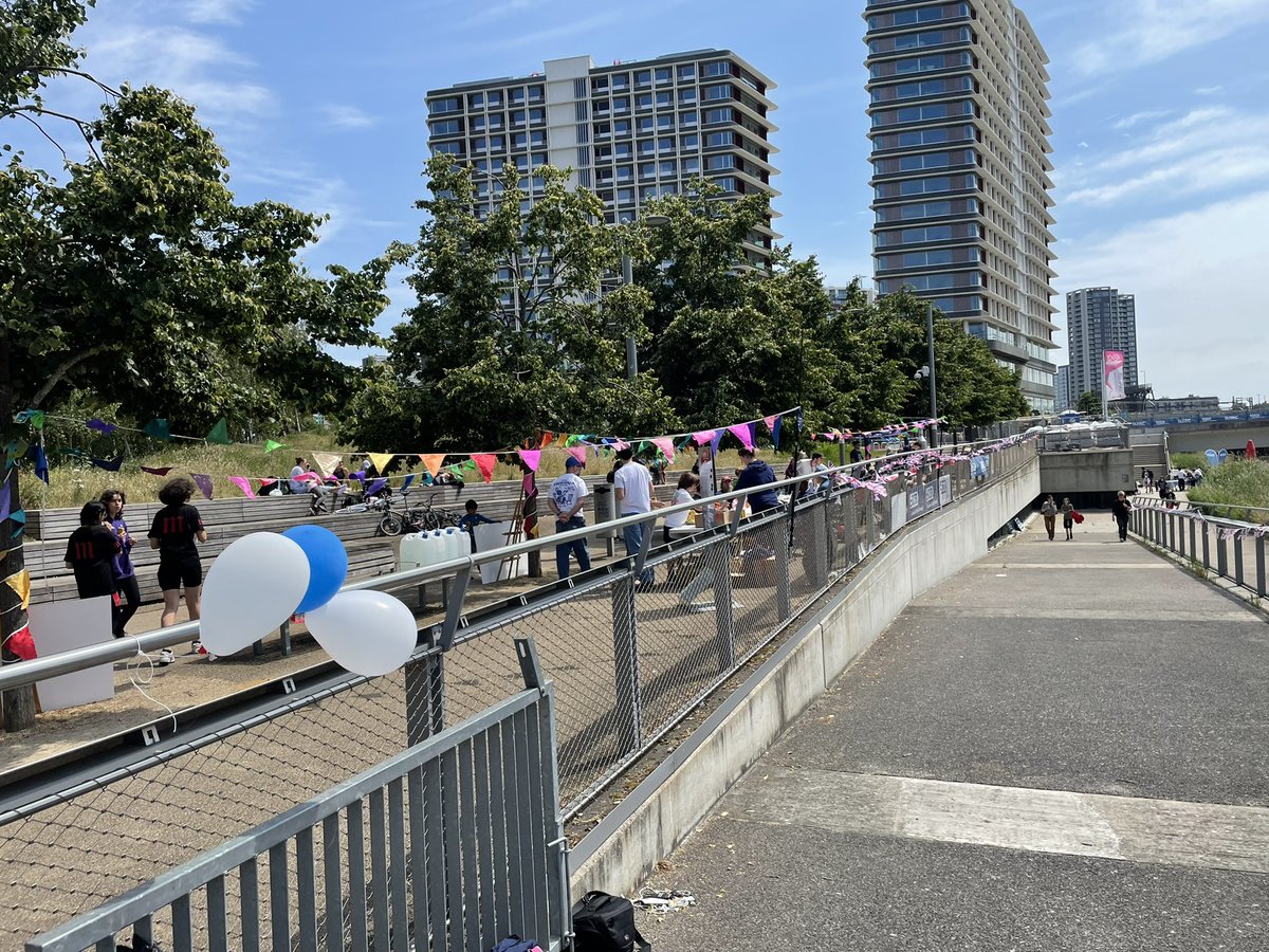 A great day on water with our very special guest! There’s a great rower in there Keir! Football convert

Thank you <a href="/edencommunities/">Eden Project Communities - #TheBigLunch 🎉</a> for your support today for a great #biglunch splash around the Olympic park. Thank you @Lendleaseuk for your backing and vision for our communities