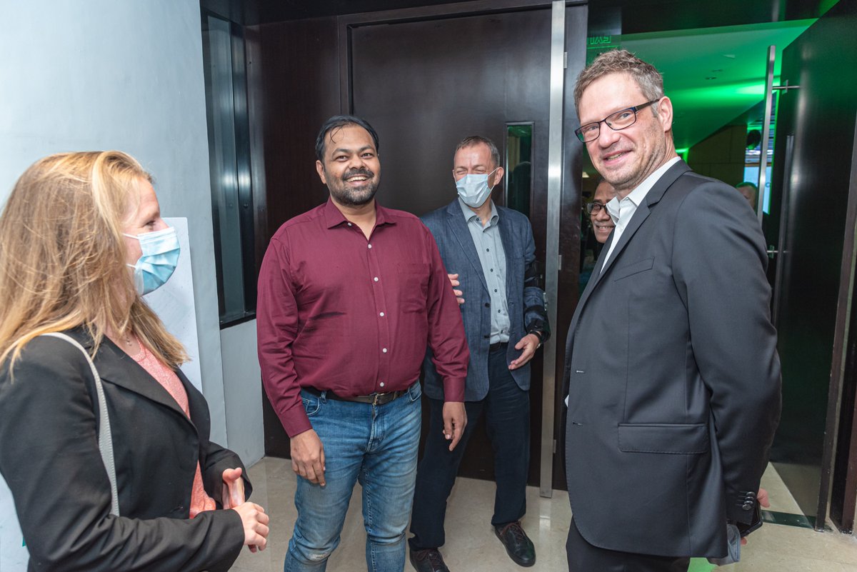 SustainableApparelForum tweet media