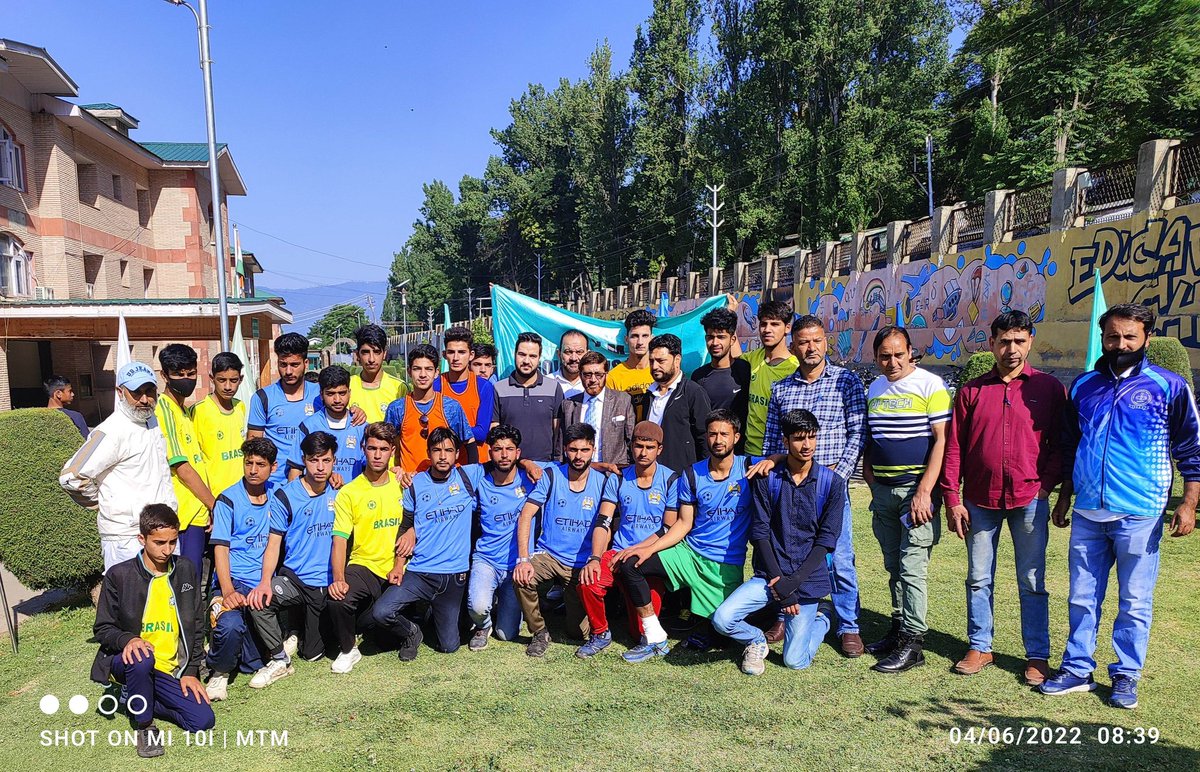 DBandipora's tweet photo. World BICYCLE Day celebrated in Bandipora, DYSSO Bandipora on the Directions of District Administration conducted BICYCLE rally from Arin to Mini sec.Bandipora.150 boys from different institutions took part in the rally
@dgyssjk 
@dcbandipora 
@owais_ias 
@dicbandipora 
@Gazanfar https://t.co/hhEtT4sfSt