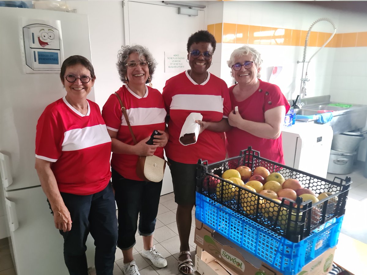 le-relais-talencais.org
Fêtait sa porte ouverte aujourd'hui au #Dôme.
Cette épicerie sociale est au cœur du quartier de Thouars et  accompagne aussi les adhérents dans leur projet. Ils ont  besoin de financement. Une initiative citoyenne où le 
<a href="/CMSudOuest/">CMSudOuest</a> est partenaire