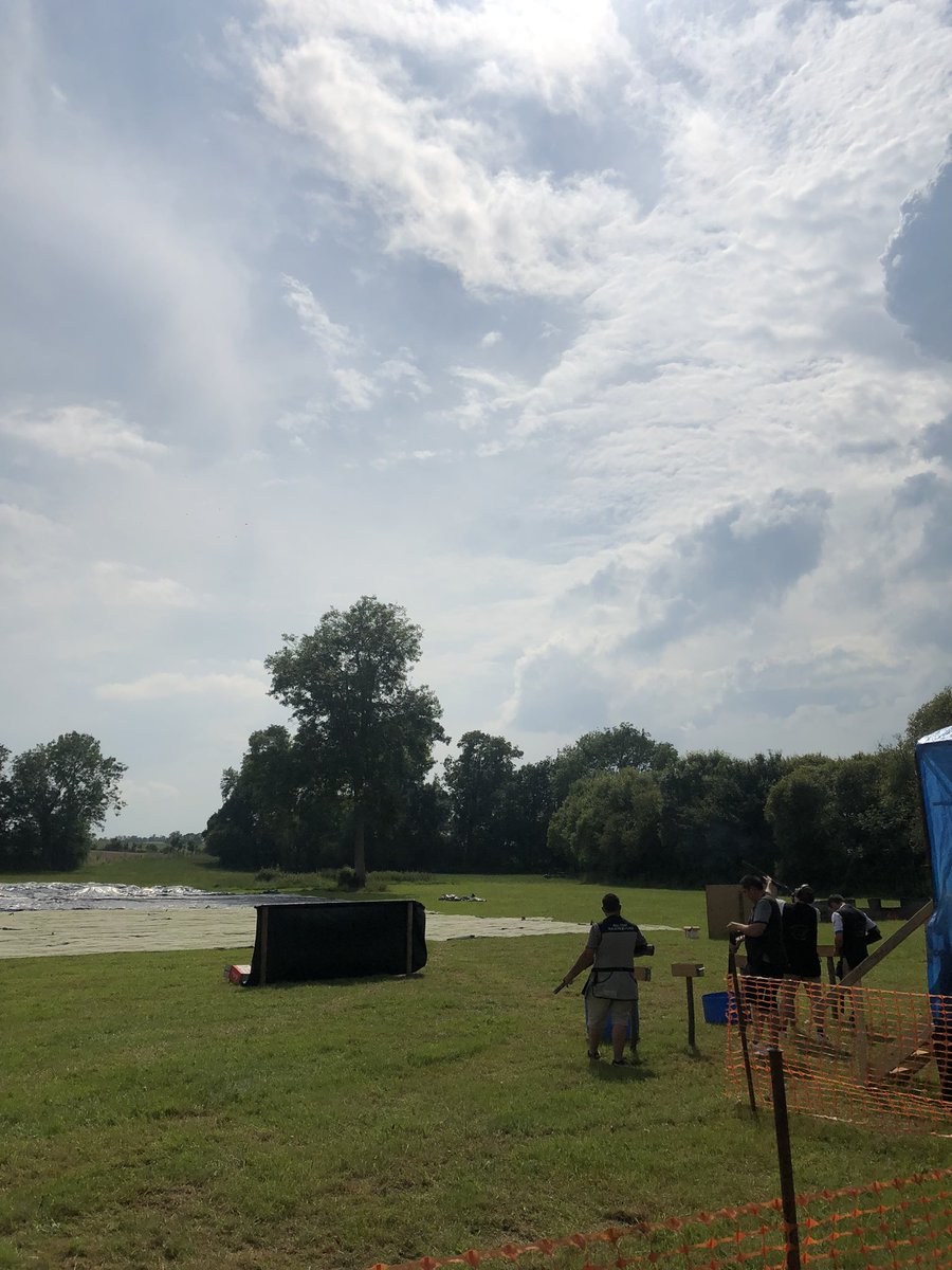 sdirson's tweet photo. Ball trap de Ruillé Froid Fonds, manifestation comme il en existe beaucoup dans nos communes rurales très dynamiques. Bravo aux organisateurs #bénévole #ruralité #convivialité #amf53 #circo5302 #legislatives2022 https://t.co/BqLME3Szr5