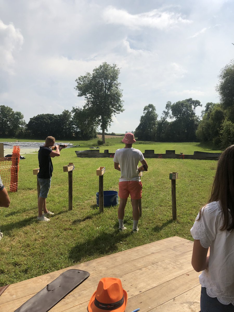 sdirson's tweet photo. Ball trap de Ruillé Froid Fonds, manifestation comme il en existe beaucoup dans nos communes rurales très dynamiques. Bravo aux organisateurs #bénévole #ruralité #convivialité #amf53 #circo5302 #legislatives2022 https://t.co/BqLME3Szr5