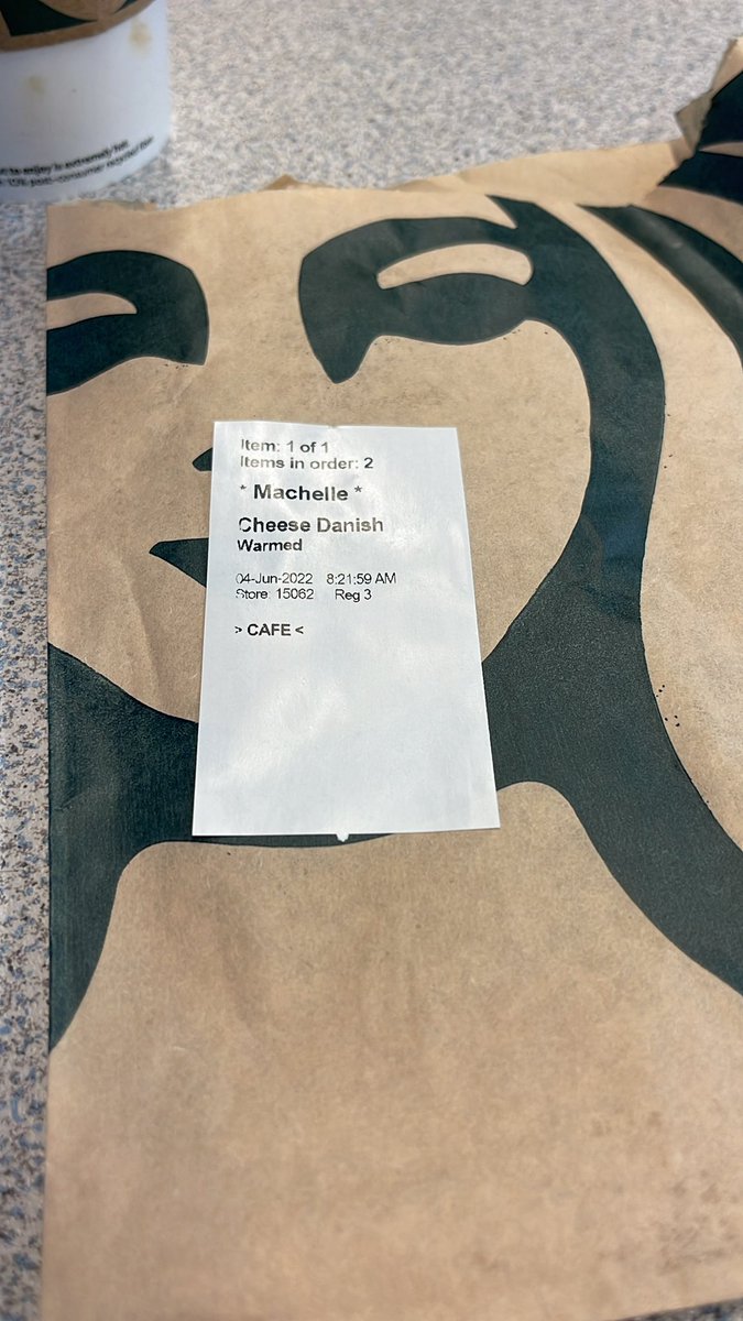 micheldaaaaaaa's tweet photo. @Starbucks your employees have disrespected me for the last time!! Who is “Machelle” hahaha 🤣 https://t.co/SOdPLkQVdz