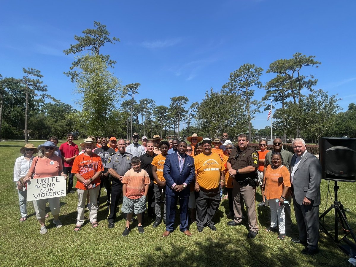 HopeZeanah's tweet photo. NAACP Rally against gun violence.  Superintendent Eddie Tyler along with Sheriff Dept. Jeff Spaller, City of Foley Police Chief Thurston Bullock, Rep from ATF and organizer Alex Barnett, local NAACP President all coming together to join forces against gun crimes. https://t.co/sMvXxnewIJ