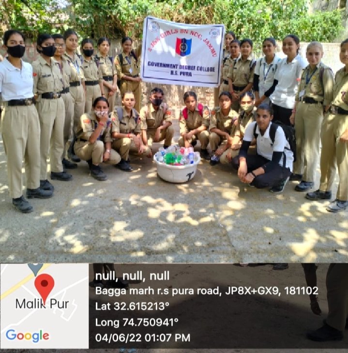 GDC_RS_Pura_NCC's tweet photo. 2 J&amp;K Girls Bn NCC of GDC, R.S. Pura organised Plastic Waste Collection drive in the adopted village baggamarh under Puneet Sagar Abhiyaan.
@DteJKL 
@adgpi 
@HQ_DG_NCC https://t.co/gPKHab4dKK