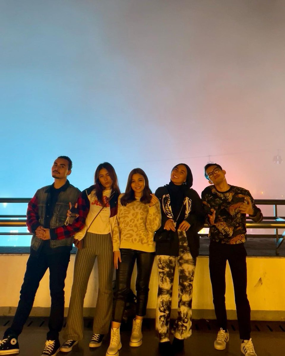 DawnScarlette1's tweet photo. #qualitytimewithfriends https://t.co/e6XXUpN9g0
