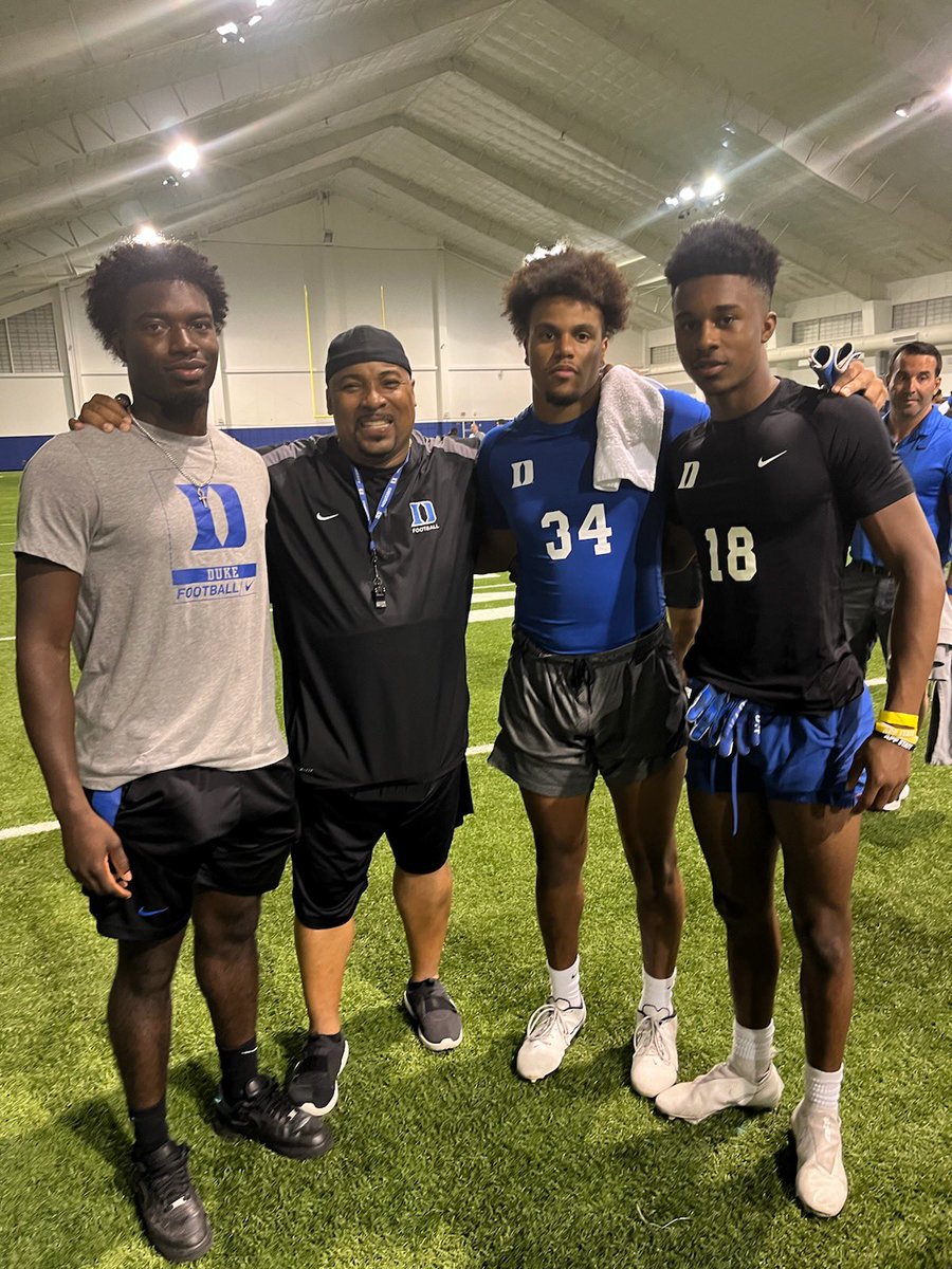Thank you for the experience at the <a href="/DukeFOOTBALL/">Duke Football</a> camp last night, It was great💯🙏🏾 <a href="/cosimp4real/">coachsimpson</a> @TrueBlueTrooper <a href="/CSmithScout/">Chris Smith</a>