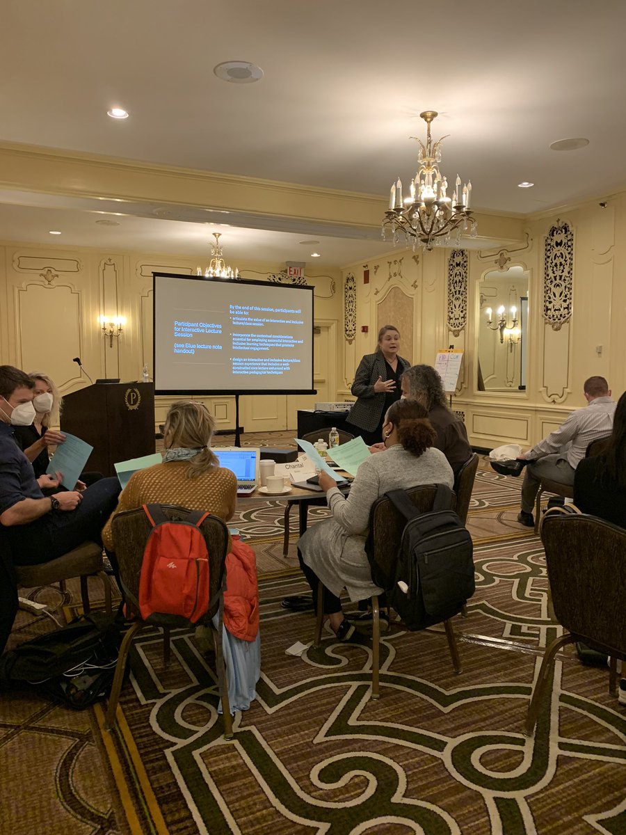 AEA’s EDUCATE is in full swing today in Chicago. Wonderful to catch up with and continue learning from a great educator, Gail Hoyt! <a href="/UKGattonCollege/">UK Gatton College of Business and Economics</a>