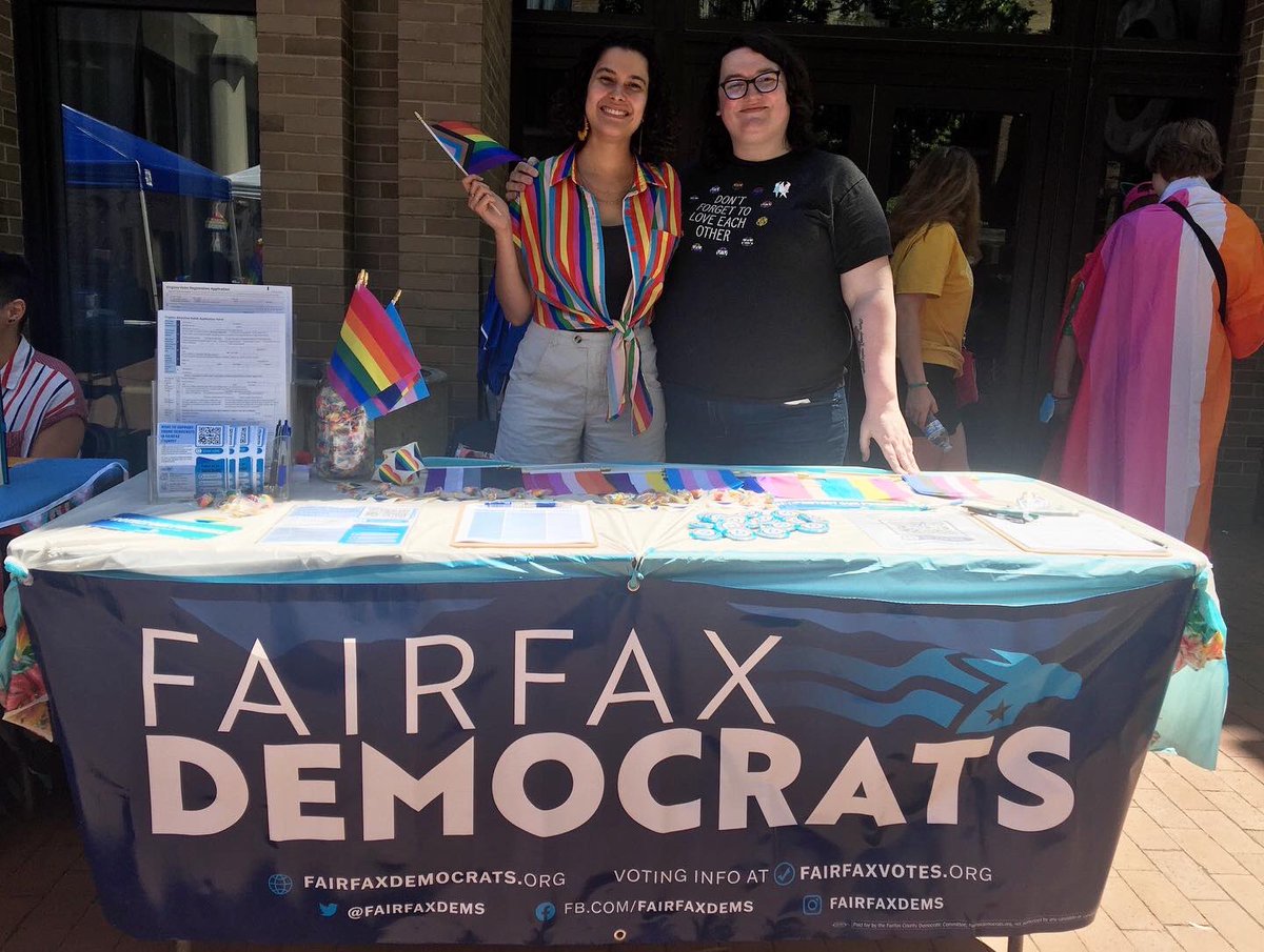 fairfaxyds's tweet photo. Fairfax Young Dems out in full force for #RestonPride 🌈 

We’ll be here with @fairfaxdems until 6pm! Stop by and say hi! https://t.co/lX6qRMJSwI