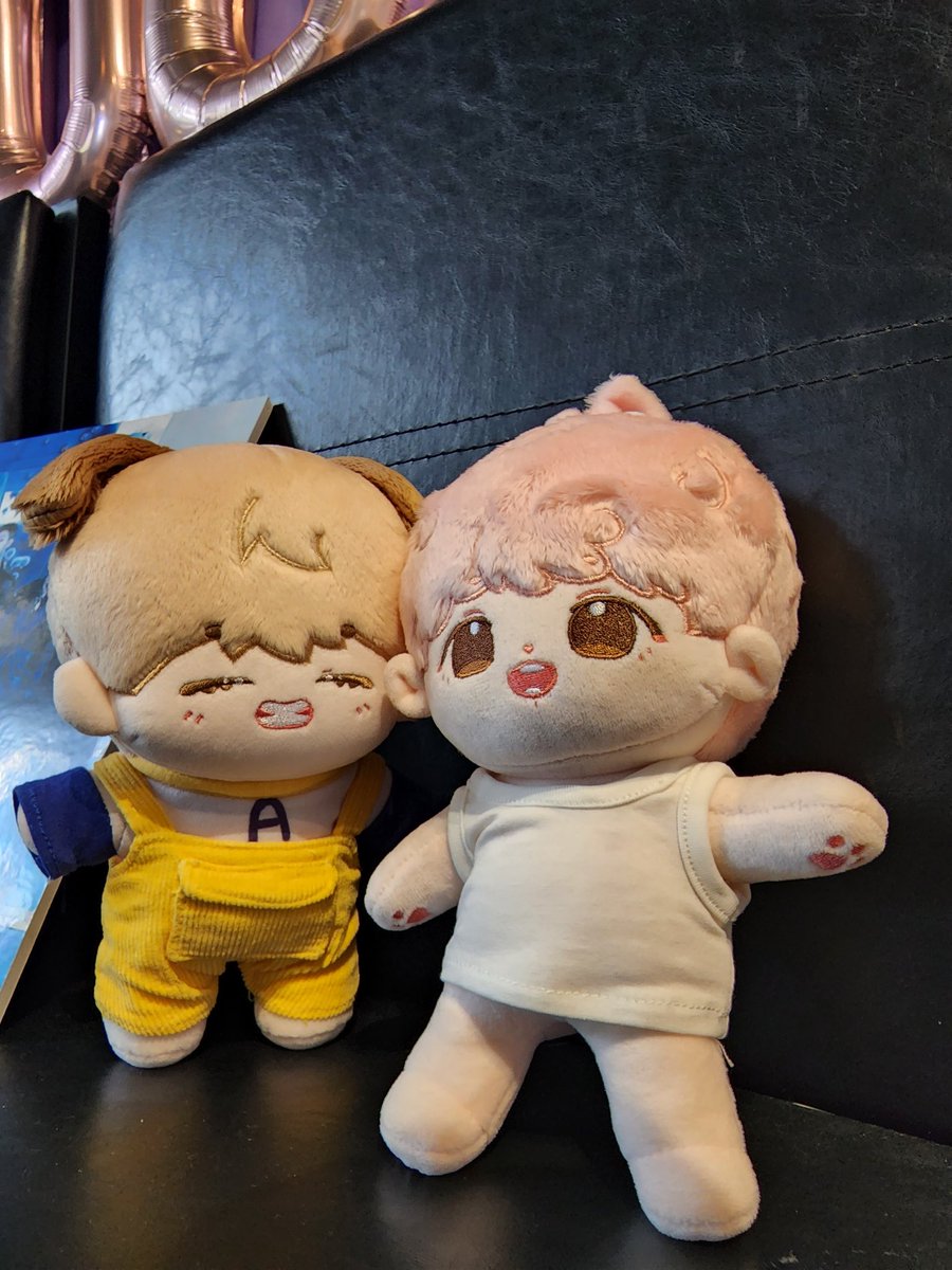 larissa_yong's tweet photo. Babies had fun at the cafe💜
#btsdollcomm #FILMOUT1306 https://t.co/aONYUDeRjo