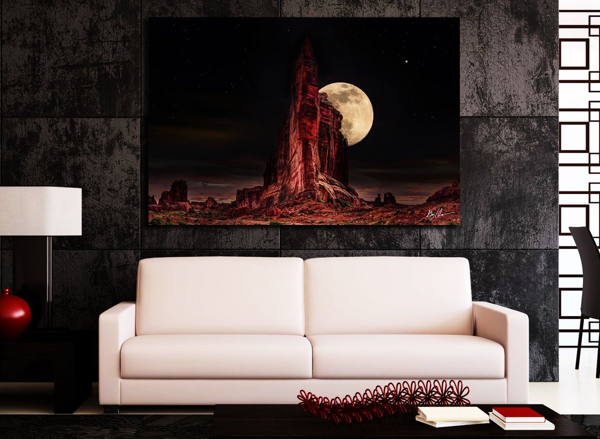NEW RELEASE! SUPER RARE 1/1. Temple Rock. Here: savageterritory.com/shop/ols/produ… #orona #superrare #rareart