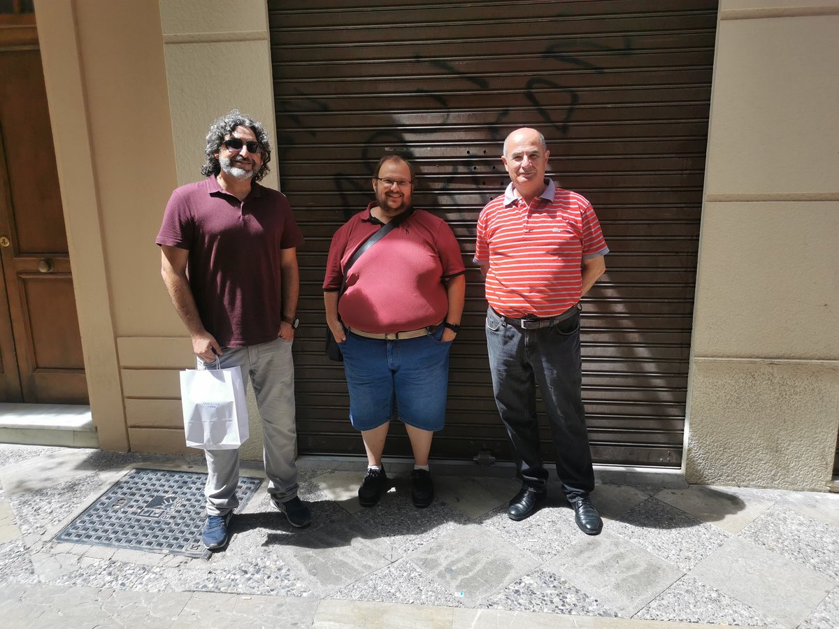 lapatridecai27's tweet photo. Inaugurando librería! #KindleUnlimited #Amazon #literaturaindie #kindlebook @Edicirculorojo @kaizeneweb @J_Sullivan1980 #escritoras #librosenespañol #librosymaslibros @davidlopezcdl @LaVozdeCadiz @GabyTescritora @Belifran4 @IoEscritora @ https://t.co/NmMGhdeUDZ