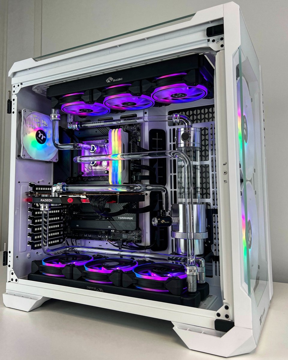 cybertek_fr's tweet photo. 🔥 Vous avez jeté un œil à nos bons plans PC ? 🌍 Il paraît qu'on a des offres qui valent le détour...
👉 https://t.co/8bREqbiCgO
#BonPlanPC #PCgamer #Cybertek #PCrefurb #Refurb https://t.co/btAgQwhPGI