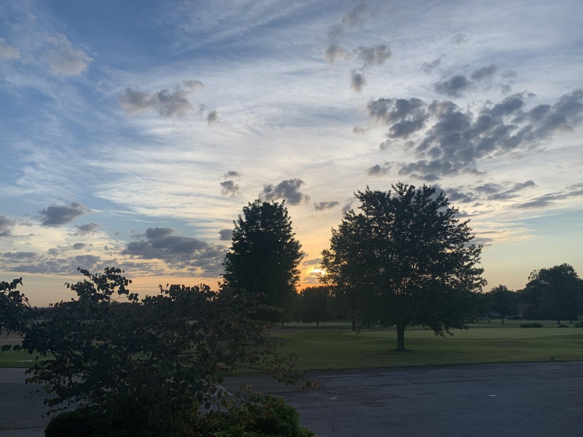 Another beautiful morning here at The Orchards Golf Club! Book your tee time and come see us soon! 

orchardsgolfclub.teesnap.net