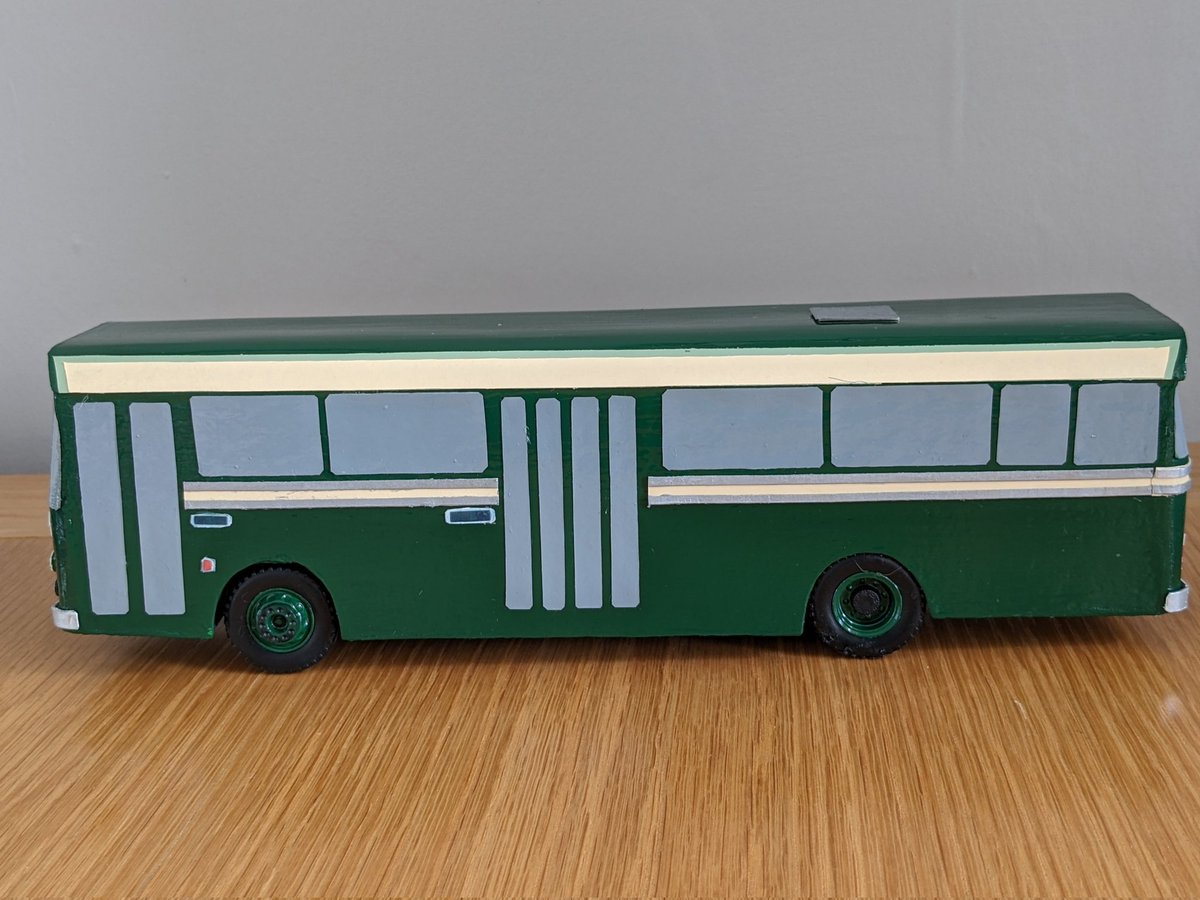 PaulzSmith1's tweet photo. Just completed this #scratchbuilt #modelbus 1970 Maidstone & District Daimler Fleetline with Marshall dual door bodywork. SKO801H the 1st of 30 that had a short life with M&D, 12 going to Northern Gen in 1972 & 10 to Alder Valley in 74. The remainder went to East Kent in 74 & 76 https://t.co/B8JJuGdZwk