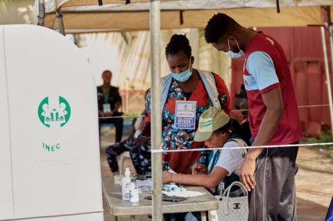 CDSNEWS_'s tweet photo. 2023: Electoral Body, INEC Bars Officials From Making, Receiving Phone Calls During Collation Of Results 

#BAT2023 Cristiano Ronaldo Asiwaju Seyi Makinde Seyi Makinde https://t.co/lwHqQgJate