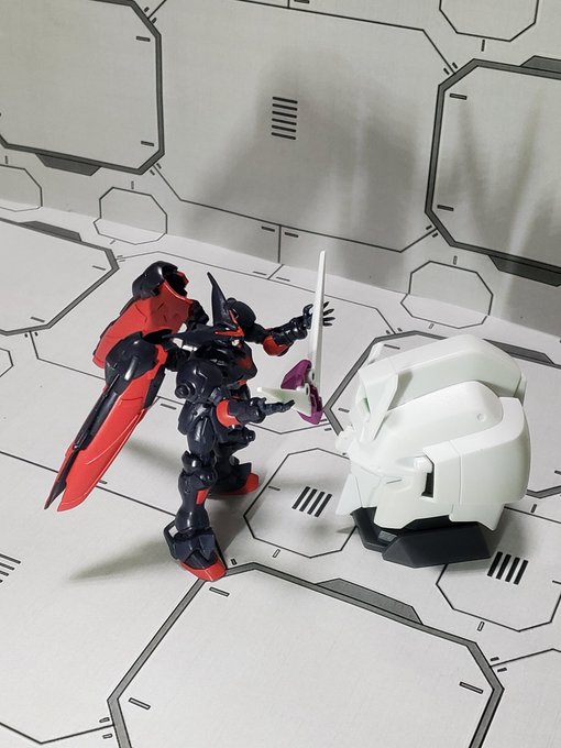 活用例 「秘密工場でZ三号機を組み立てするマスターガンダム」 